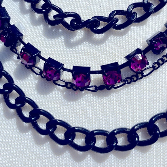 Betsey Johnson Y2K VINTAGE Pink and Black Statement Necklace NWT - Picture 4 of 10